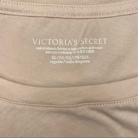 Victoria’s Secret Sleep Wear Floral Graphic Soft - Picture 10 of 10